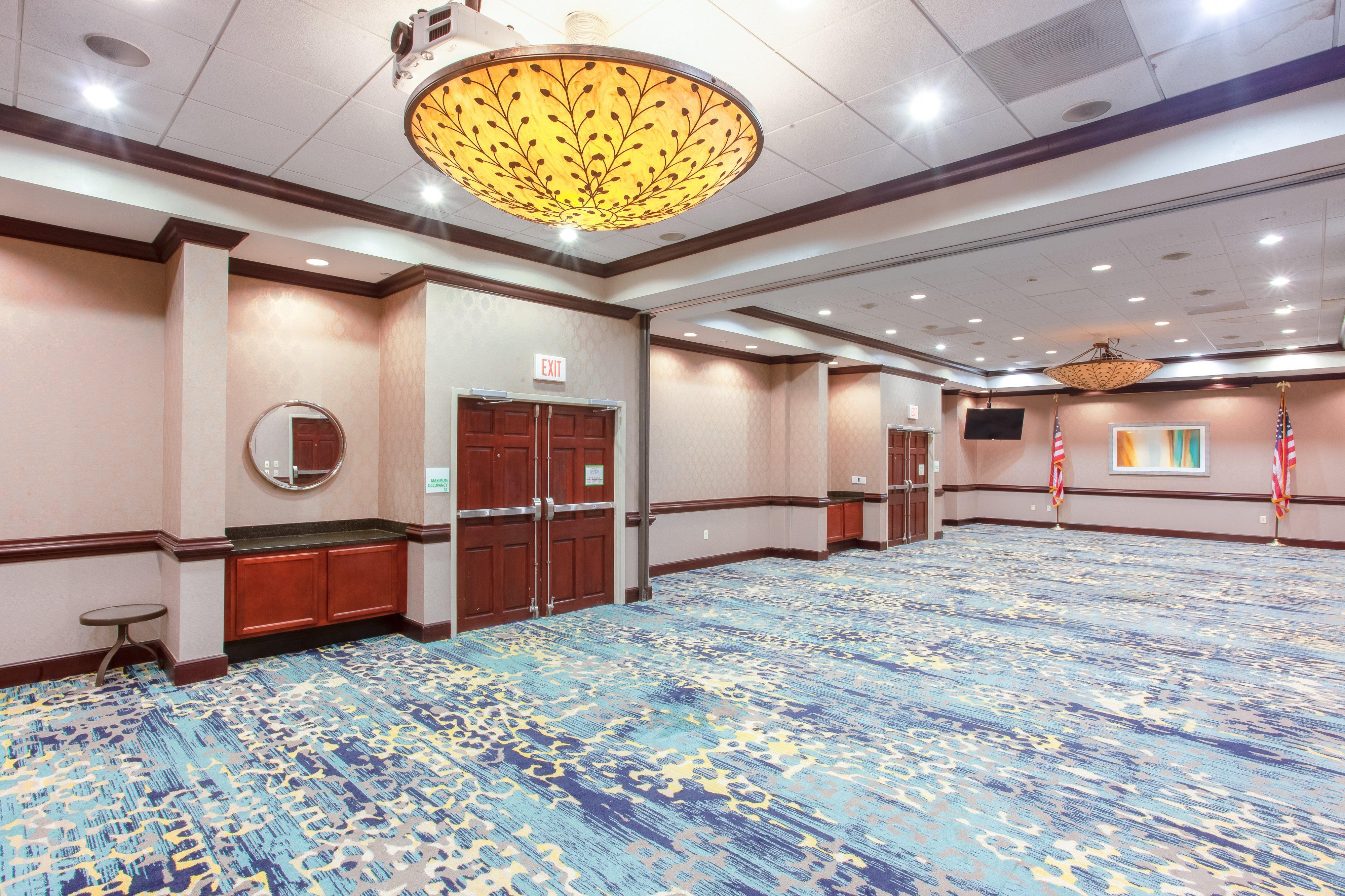 Holiday Inn Hotel & Suites Tallahassee Conference Center North By Ihg Exterior photo